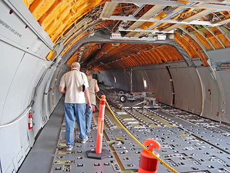 KC-10 Extender Refueling Tanker