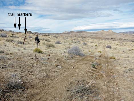 Hole-in-the-Wall to Mid Hills Trail