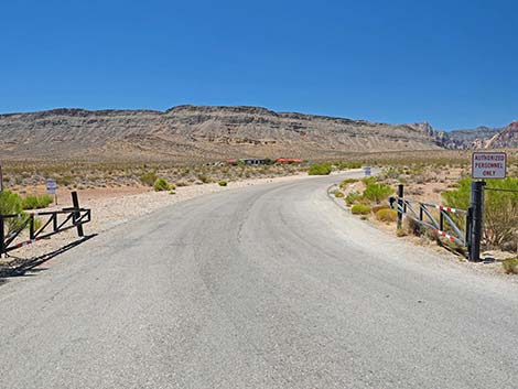 Moenkopi Road